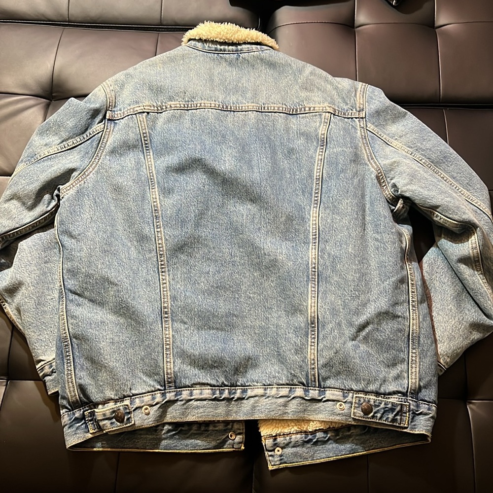 Levi Men Jacket - Picture 4 of 4